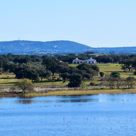 Herdade Da Burquilheira Family Retreat Alcacovas Exterior photo