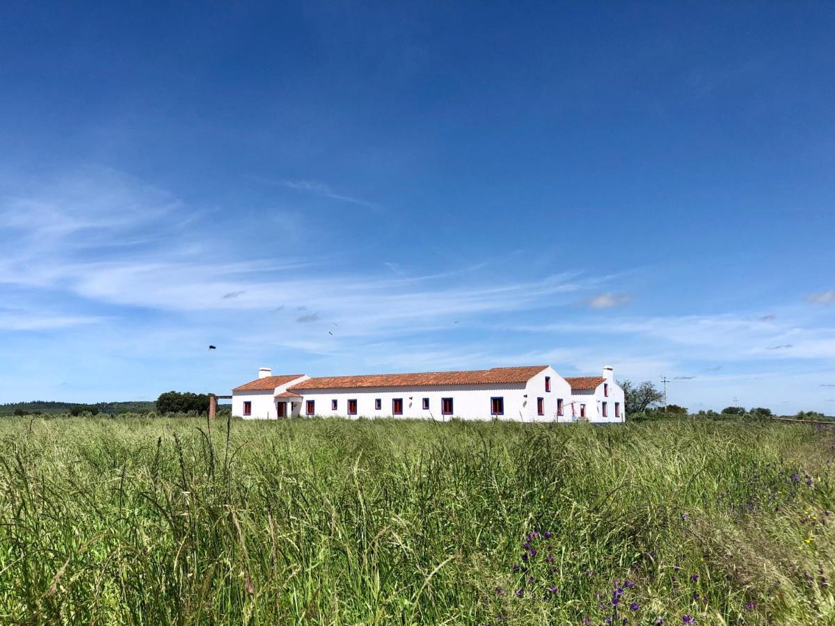 Herdade Da Burquilheira Family Retreat Alcacovas Exterior photo